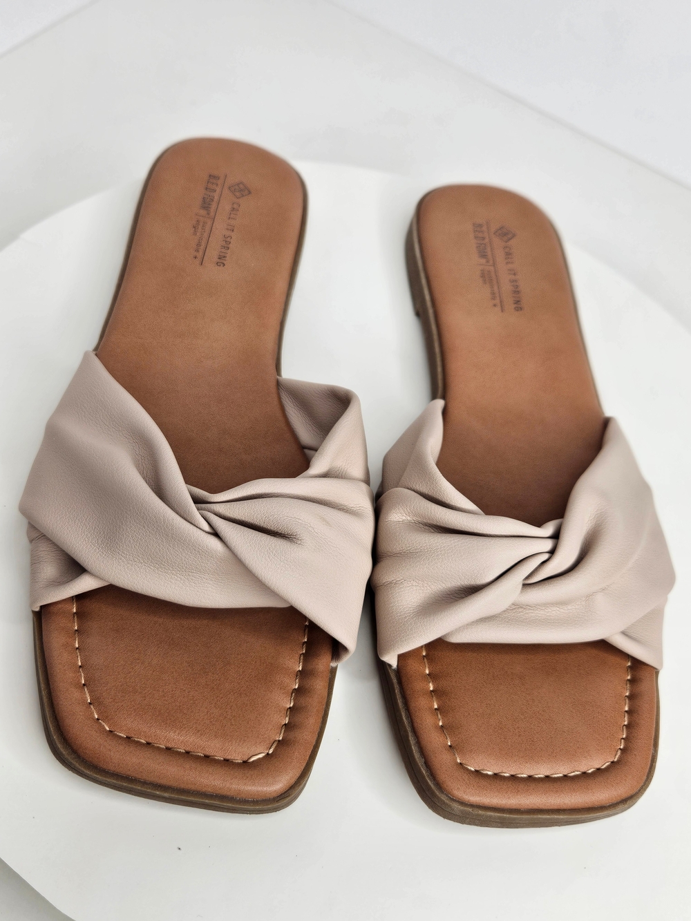 Call It Spring Women’s Twist Knot Slide Sandals Faux Leather Beige Size 8